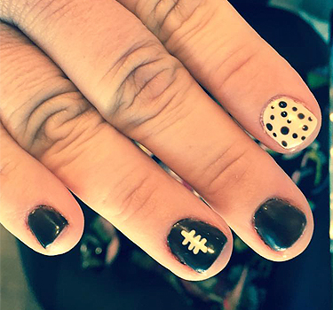 Elegant nails